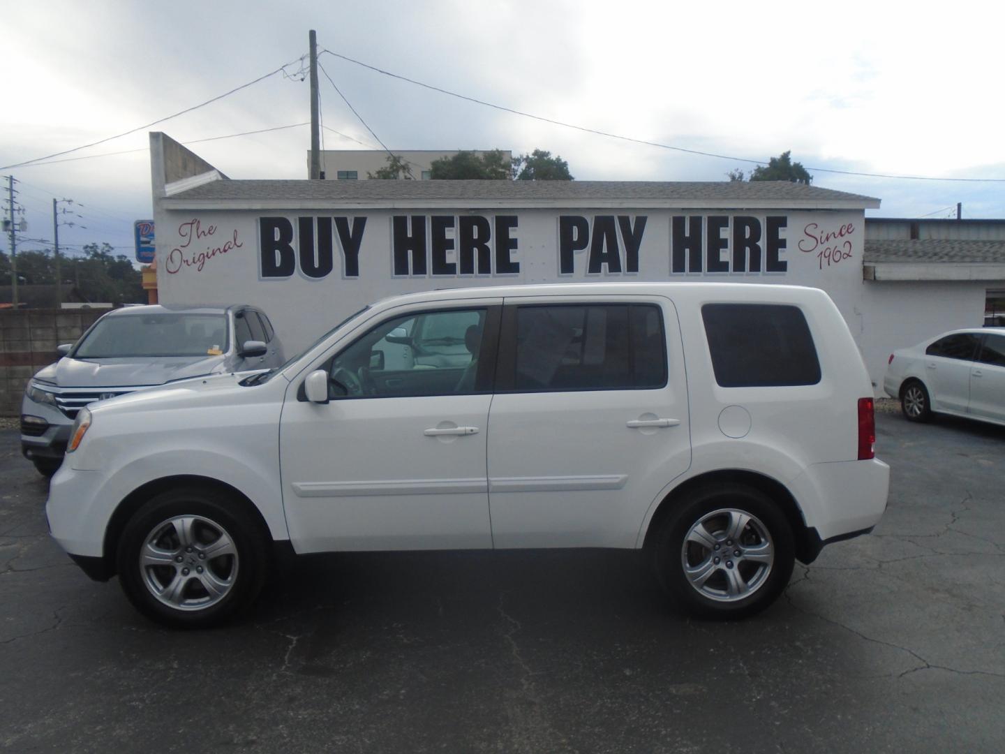 2015 Honda Pilot (5FNYF3H53FB) , located at 6112 N Florida Avenue, Tampa, FL, 33604, (888) 521-5131, 27.954929, -82.459534 - Photo#0